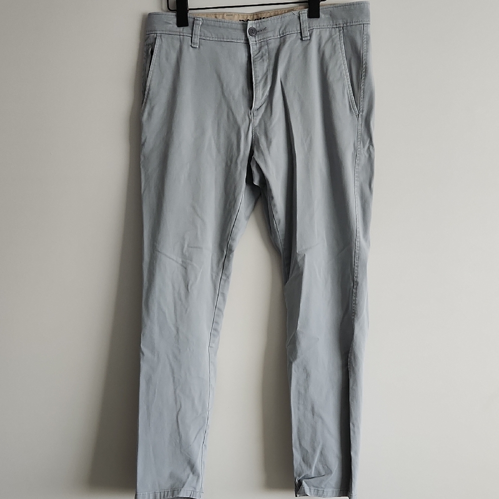 Dockers GUC Ultimate Chino Slim Fit Size 34Wx32L